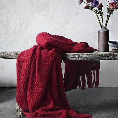 新款软装休闲针织线毯--卡尔德拉 130*160cm 枣红