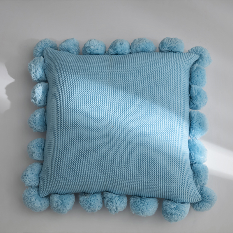 新款纯色球球花式抱枕靠枕-艾丽 45cmx45cm 天蓝
