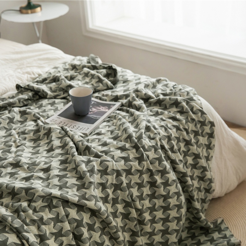 新款苏月白盖毯午睡毯沙发毯休闲毯旅行毯床尾巾 150*200cm 灰色