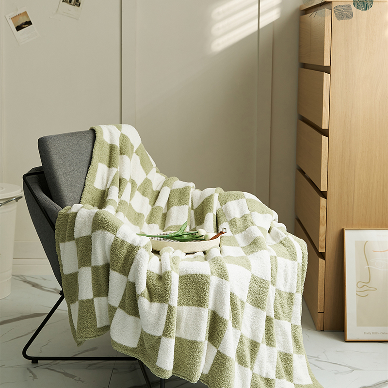 新款半边绒休闲毯旅行毯午睡毯沙发毯床尾巾棋盘格盖毯系列 150*200cm 抹茶
