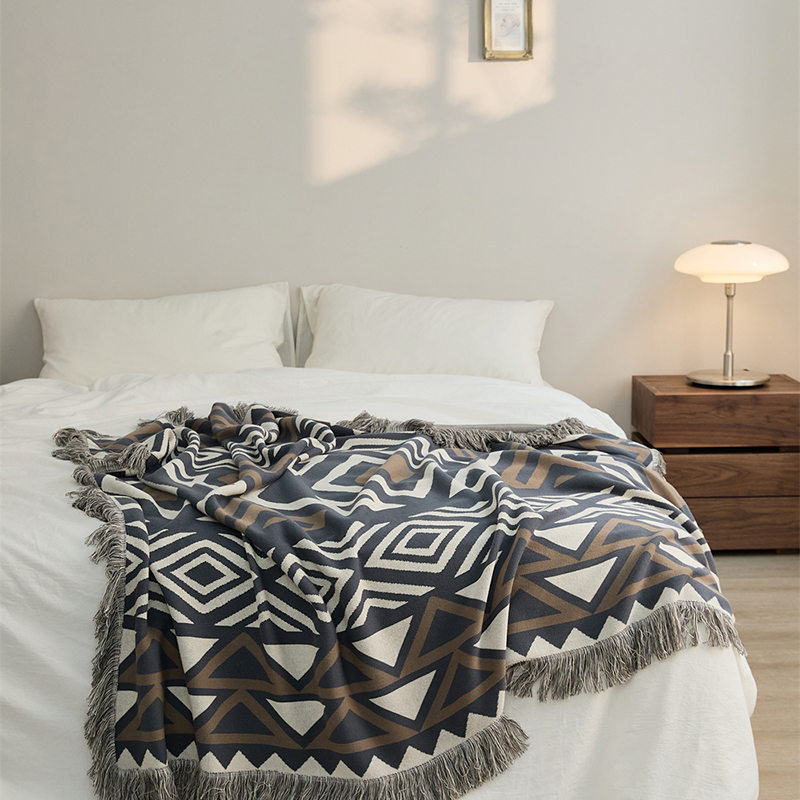 新款A类全棉多功能休闲毯盖毯旅行毯沙发毯床尾巾--蕾娜丝系列 130*160cm 蕾娜丝-灰色