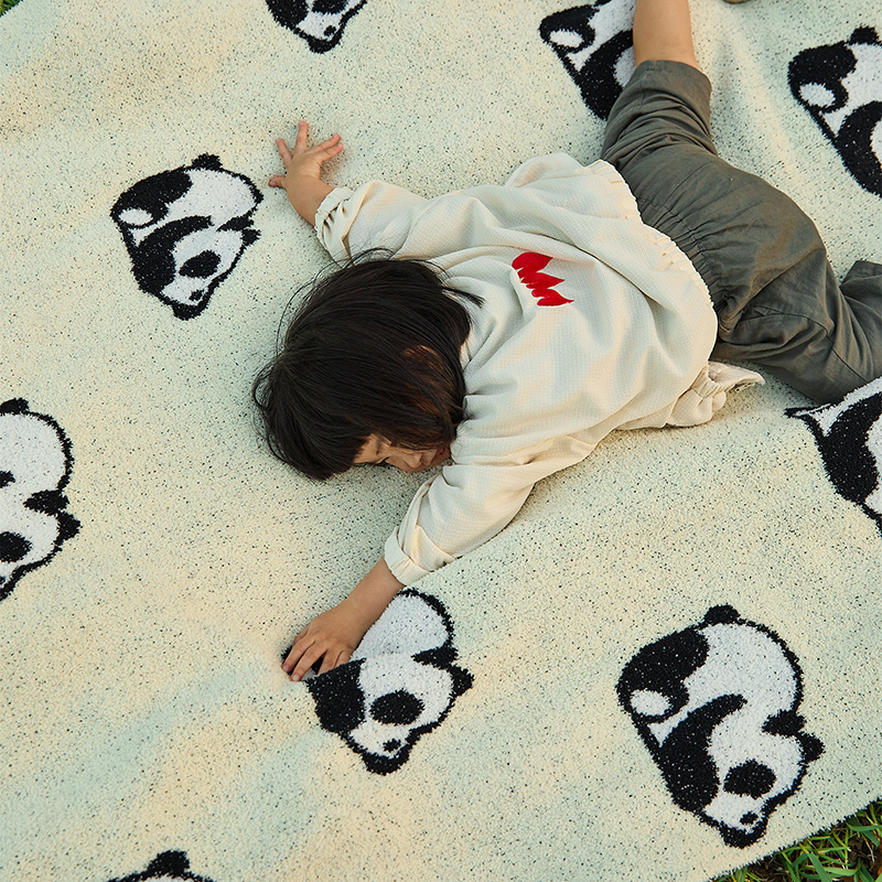 新款半边绒休闲毯旅行毯午睡毯沙发毯床尾巾小熊猫毛毯 130*160cm 米色