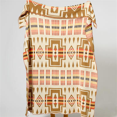 2023新款贝朗休闲毯盖毯旅行毯沙发毯床尾巾 130*160cm 米色
