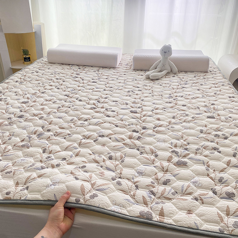2024新款A类软糯泡泡棉大豆纤维软床垫褥子床护垫 1.0*2.0m（定制）- 森林小兔