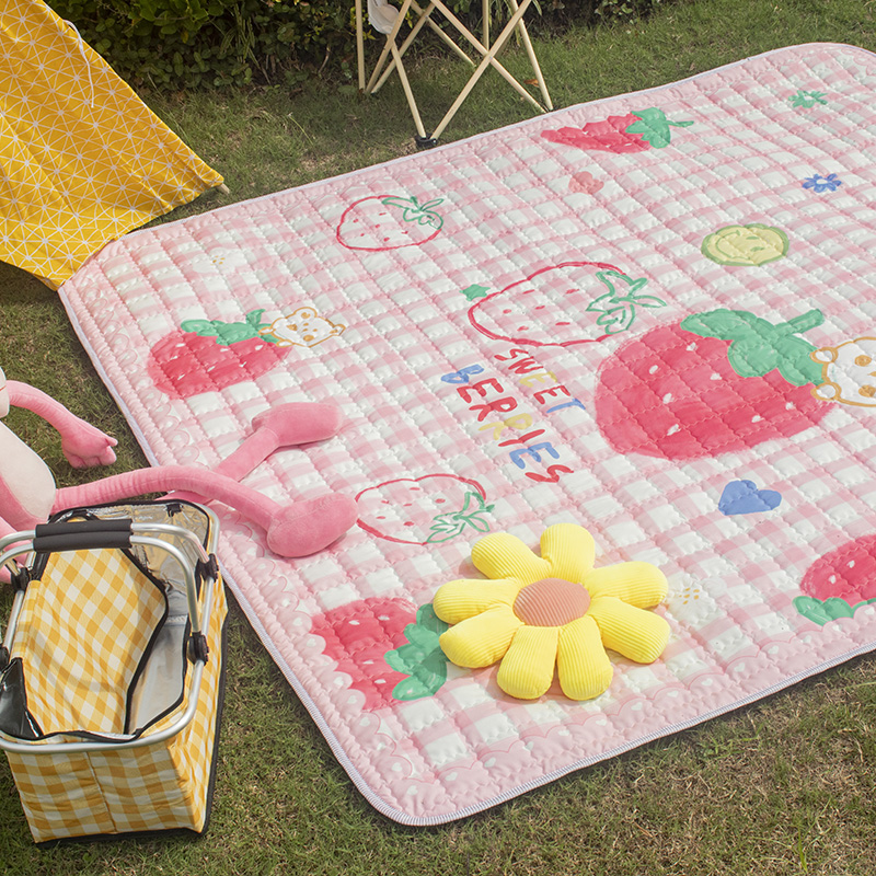 2023新款防水印花加厚野餐垫夏季户外防滑地垫可机洗 2*2.1m 草莓