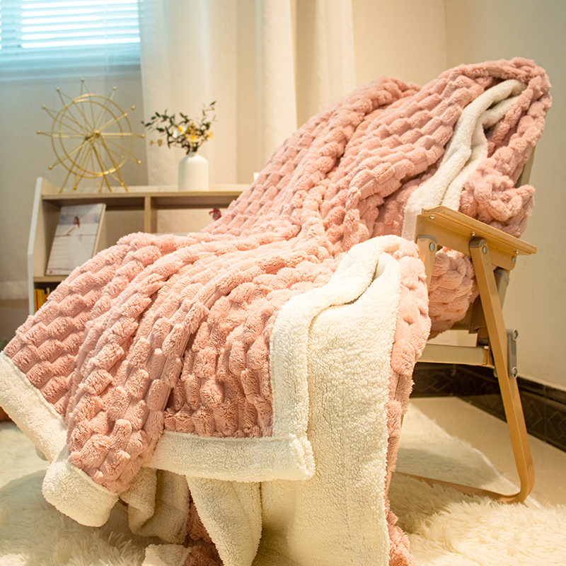 2023新款高克重纯色乌龟绒羊羔绒牛奶绒双层加厚毛毯盖毯午睡毯空调毯 1.5x2m 约3.4斤 粉色