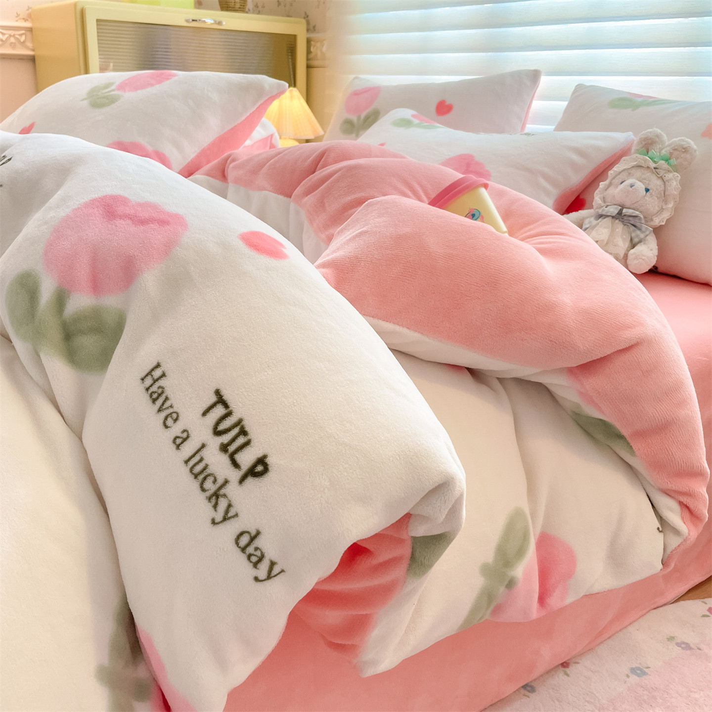 2025新款190克加厚牛奶绒印花单被套四件套 郁金香