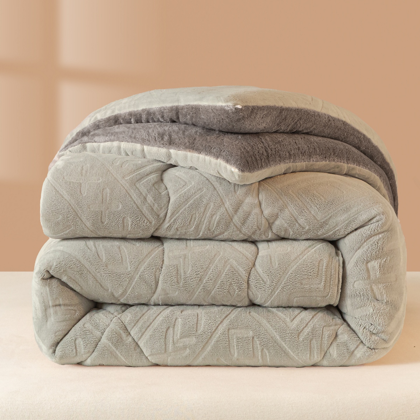 2025新款5D雕花绒牛奶绒宝宝绒加厚保暖纯色冬被 被子被芯（可定制尺寸）（跨境外贸） 银灰