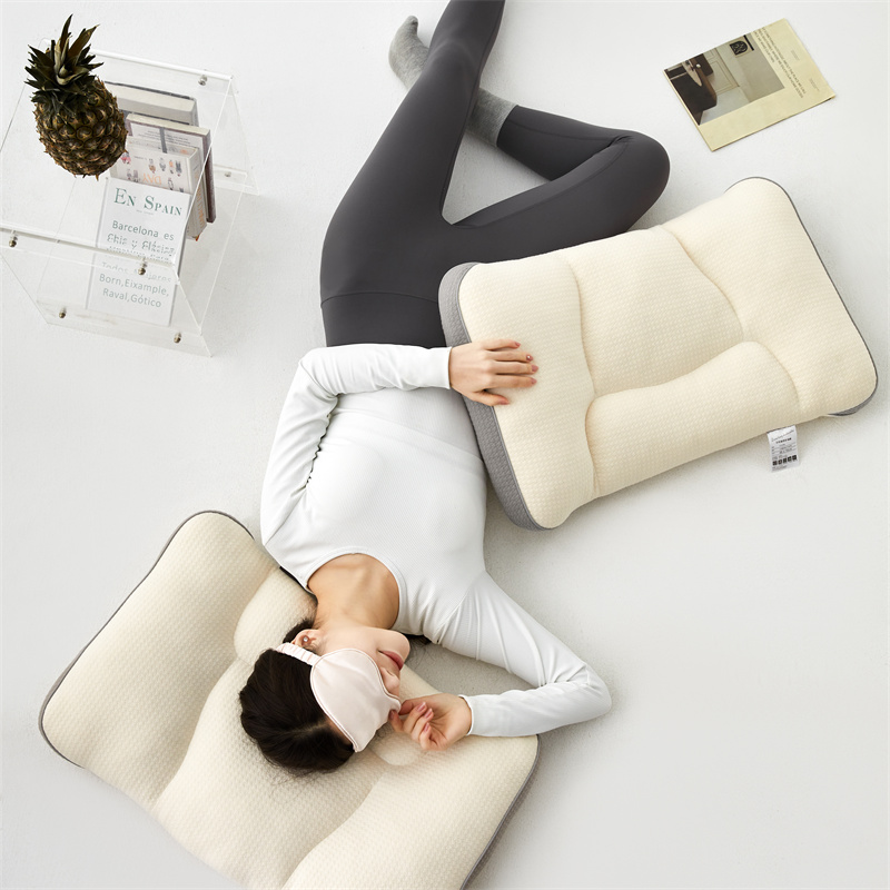 2023新款高端菠萝针织护颈按摩枕枕头枕芯 菠萝针织护颈枕48*74低枕