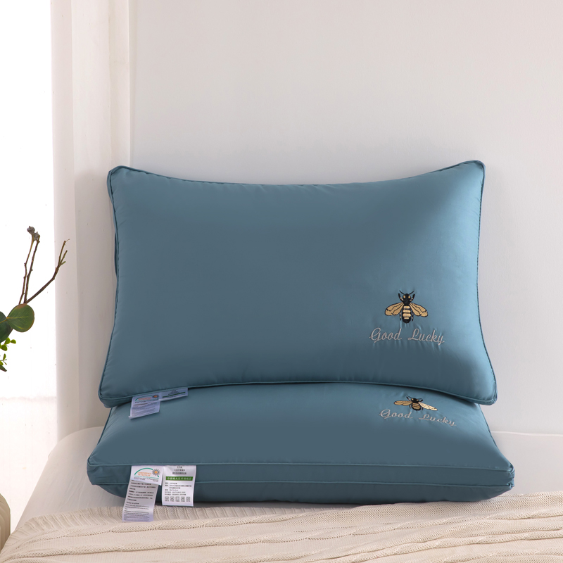 2021新款枕头枕芯全棉小蜜蜂羽丝枕48*74cm 蓝色高枕一只