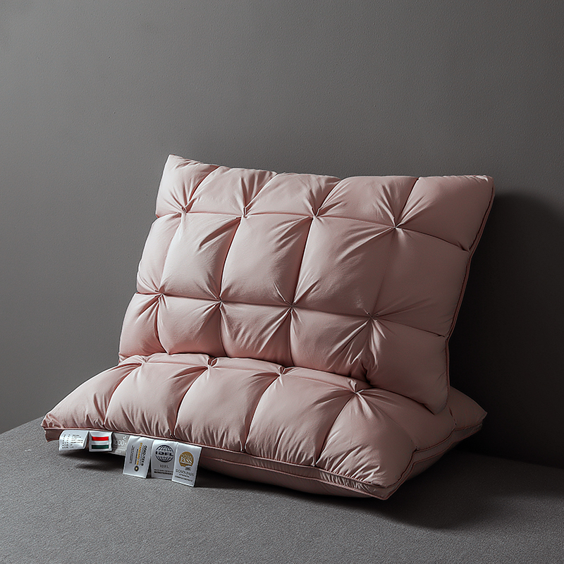 2023新款IVD面包型黄金双羽枕枕头枕芯 粉色