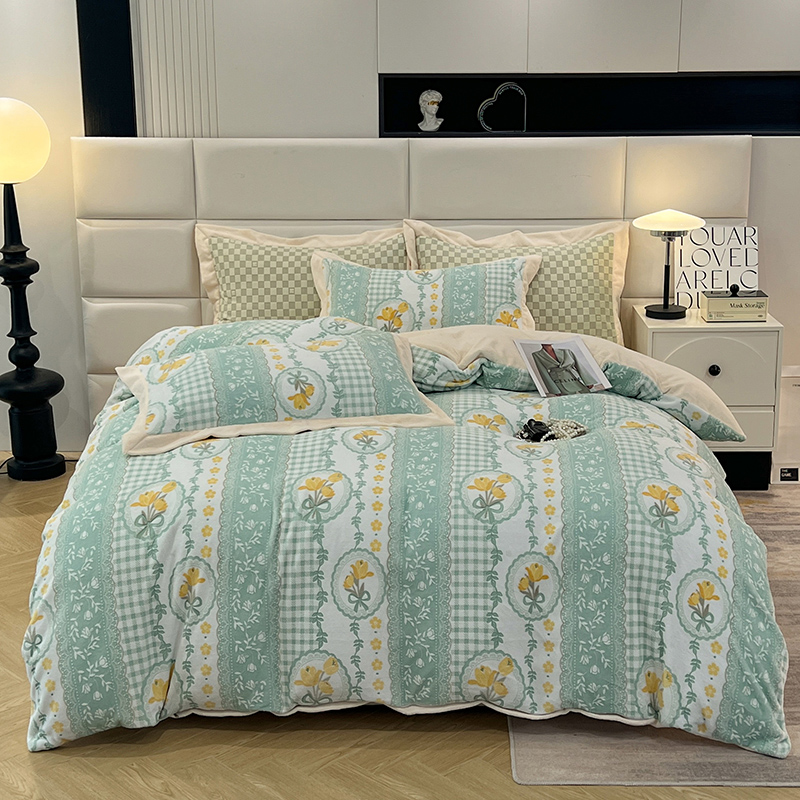 2025新款全消光工艺320克牛奶绒四件套 花恋