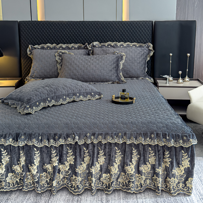 2024新款宝宝绒加厚保暖绒夹棉床裙三件套纯色套件刺绣公主风