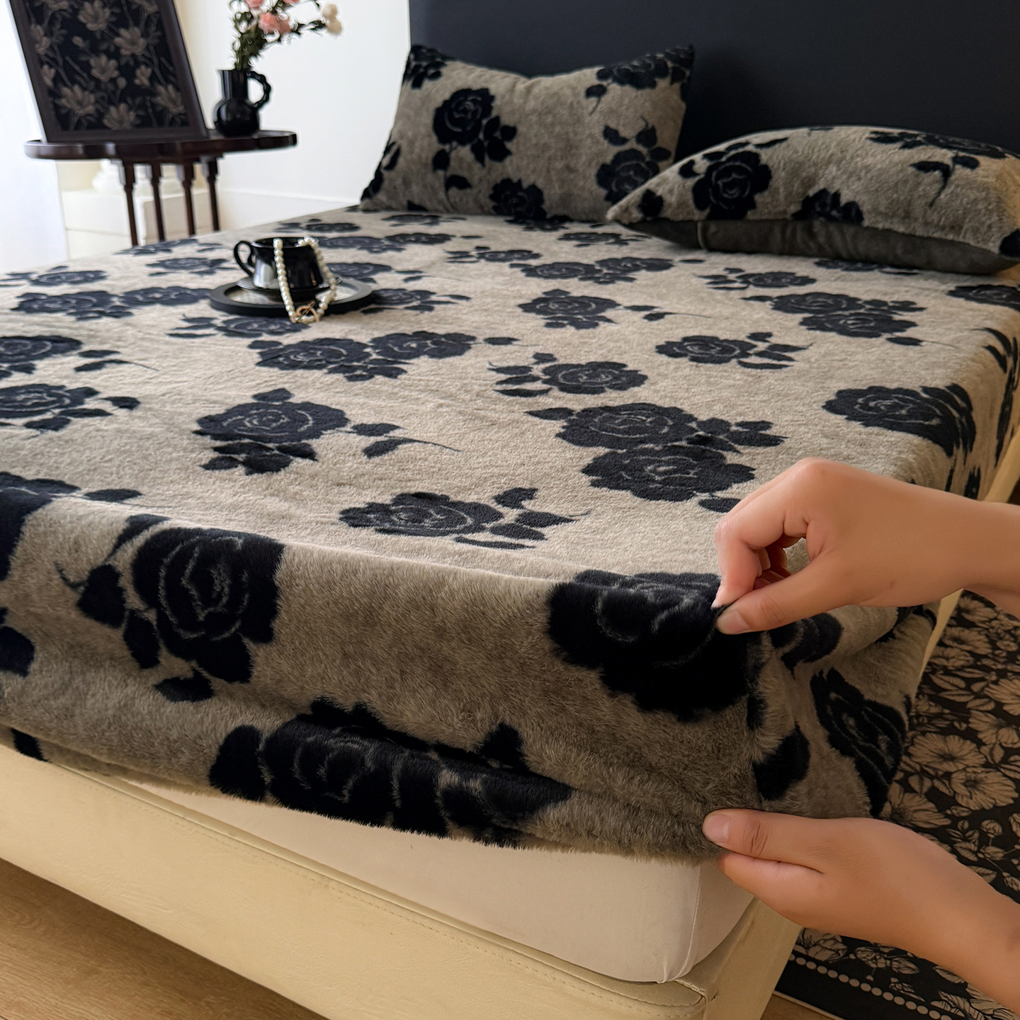 2025秋冬新款加厚兔绒床笠 兔绒床笠-绽放灰