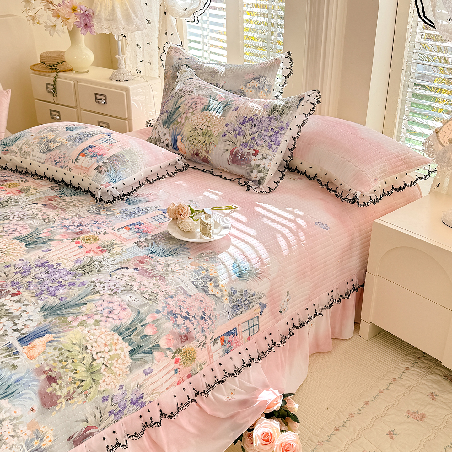 2026新款凉感丝夹棉床盖款三件套 花团锦簇