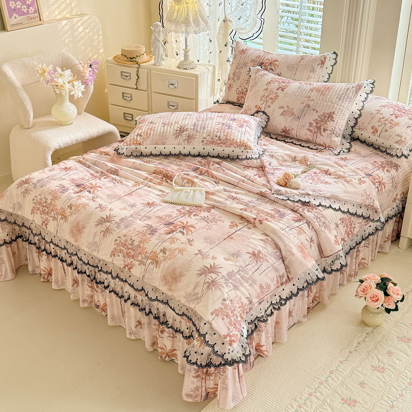 2026新款凉感丝花边夏被床盖款四件套 金枝玉叶