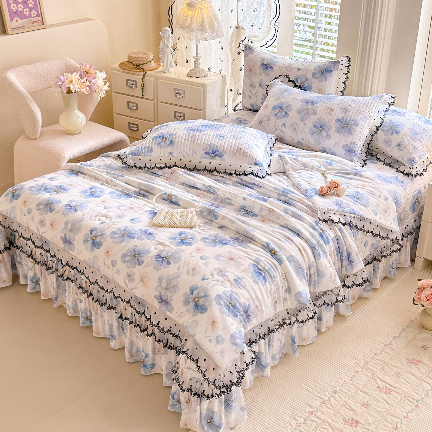 2026新款凉感丝花边夏被床盖款四件套 尼斯花晨