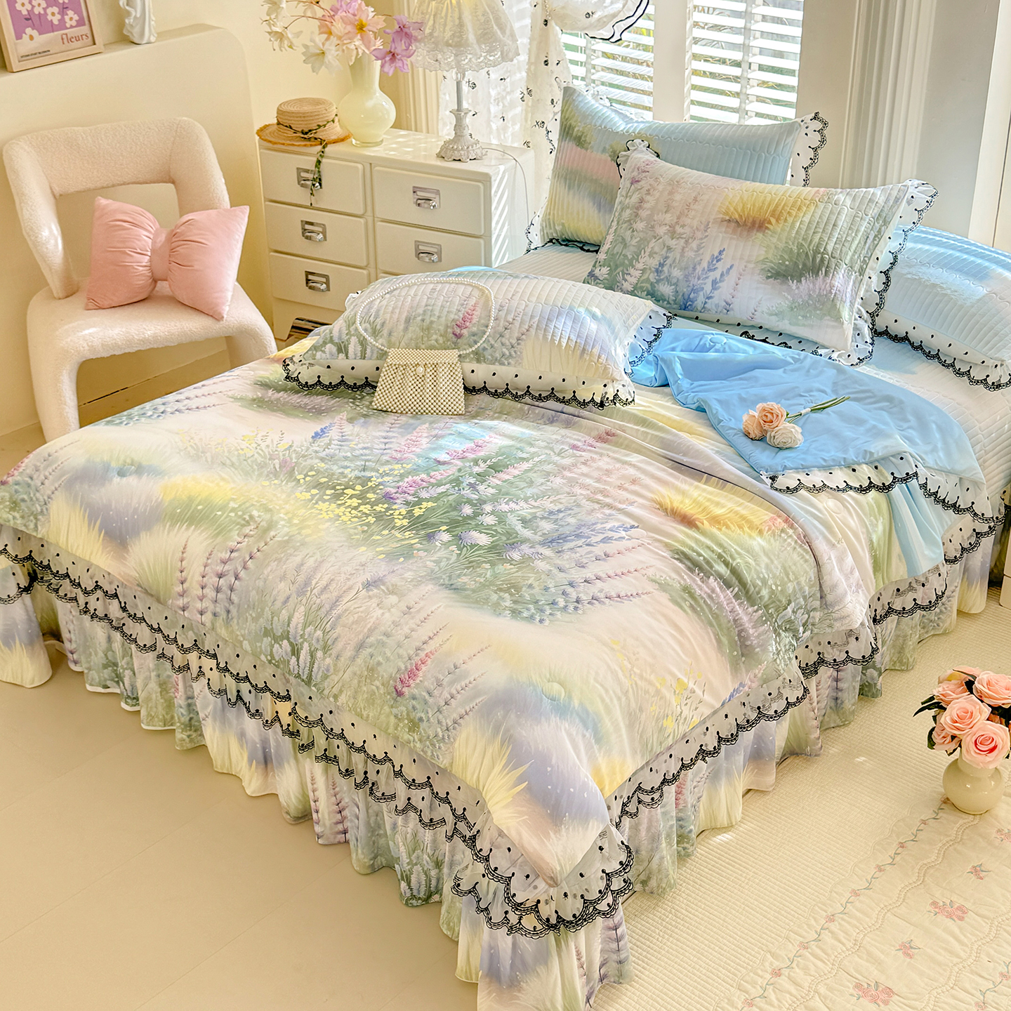 2026新款凉感丝花边夏被床盖款四件套 浅薰如梦