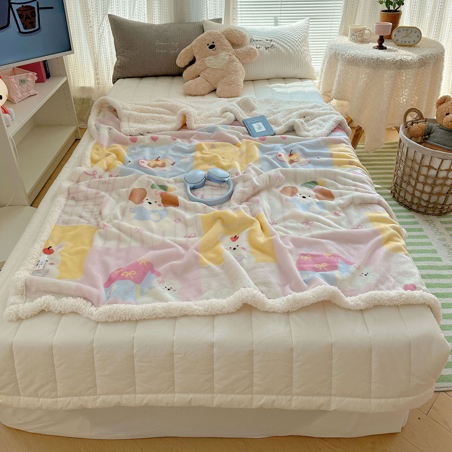 2025新款牛奶绒羊羔绒毛毯