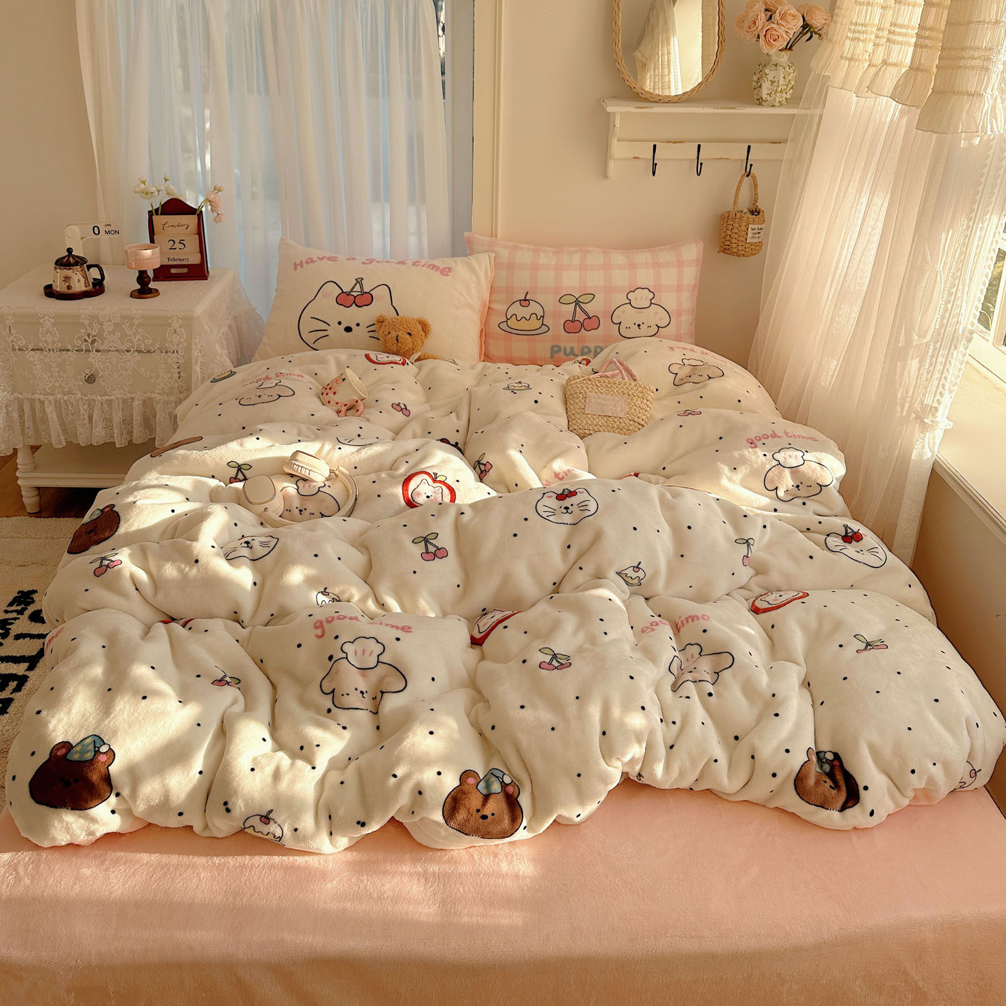 2025秋冬新款牛奶绒四件套 墨点小狗