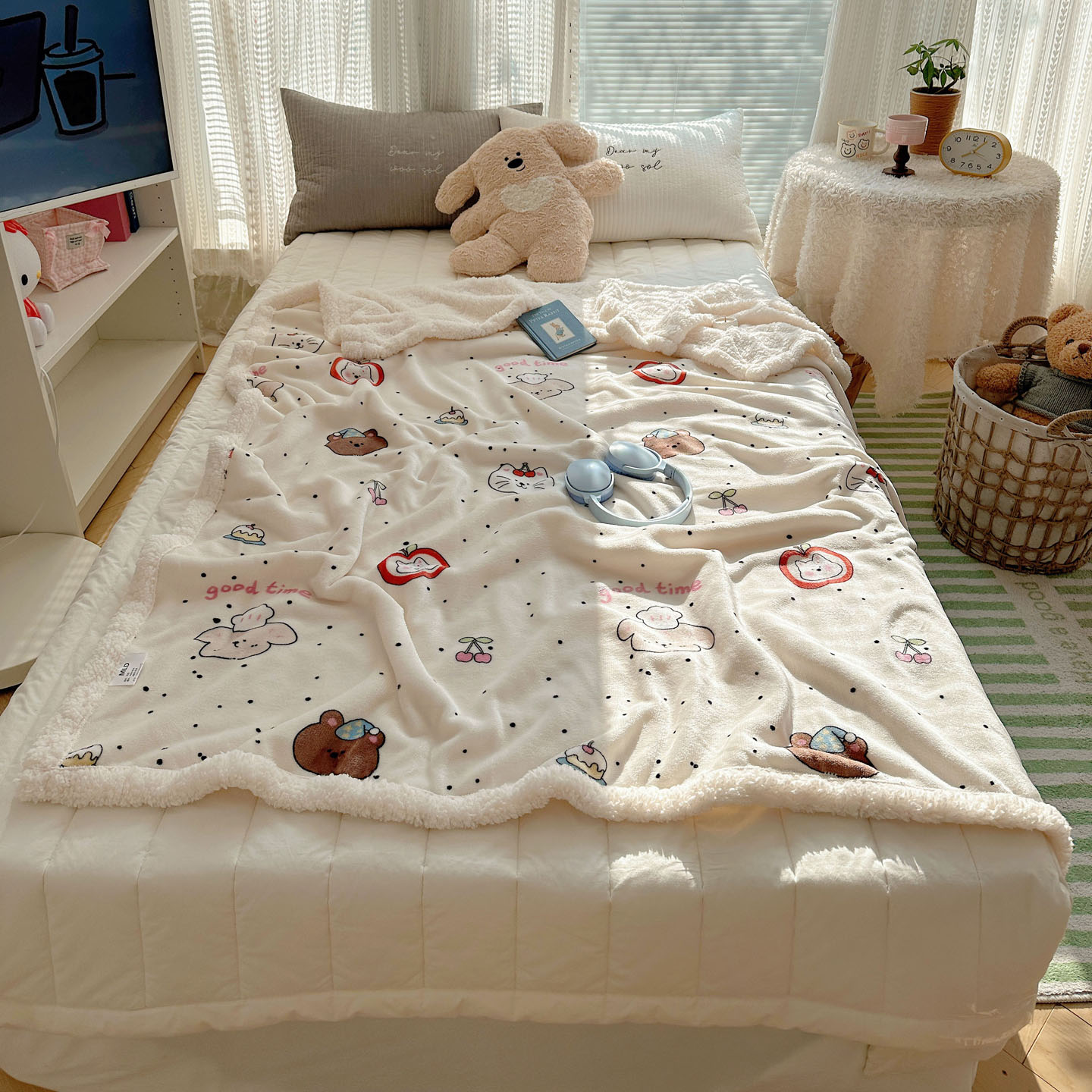 2025新款牛奶绒羊羔绒毛毯