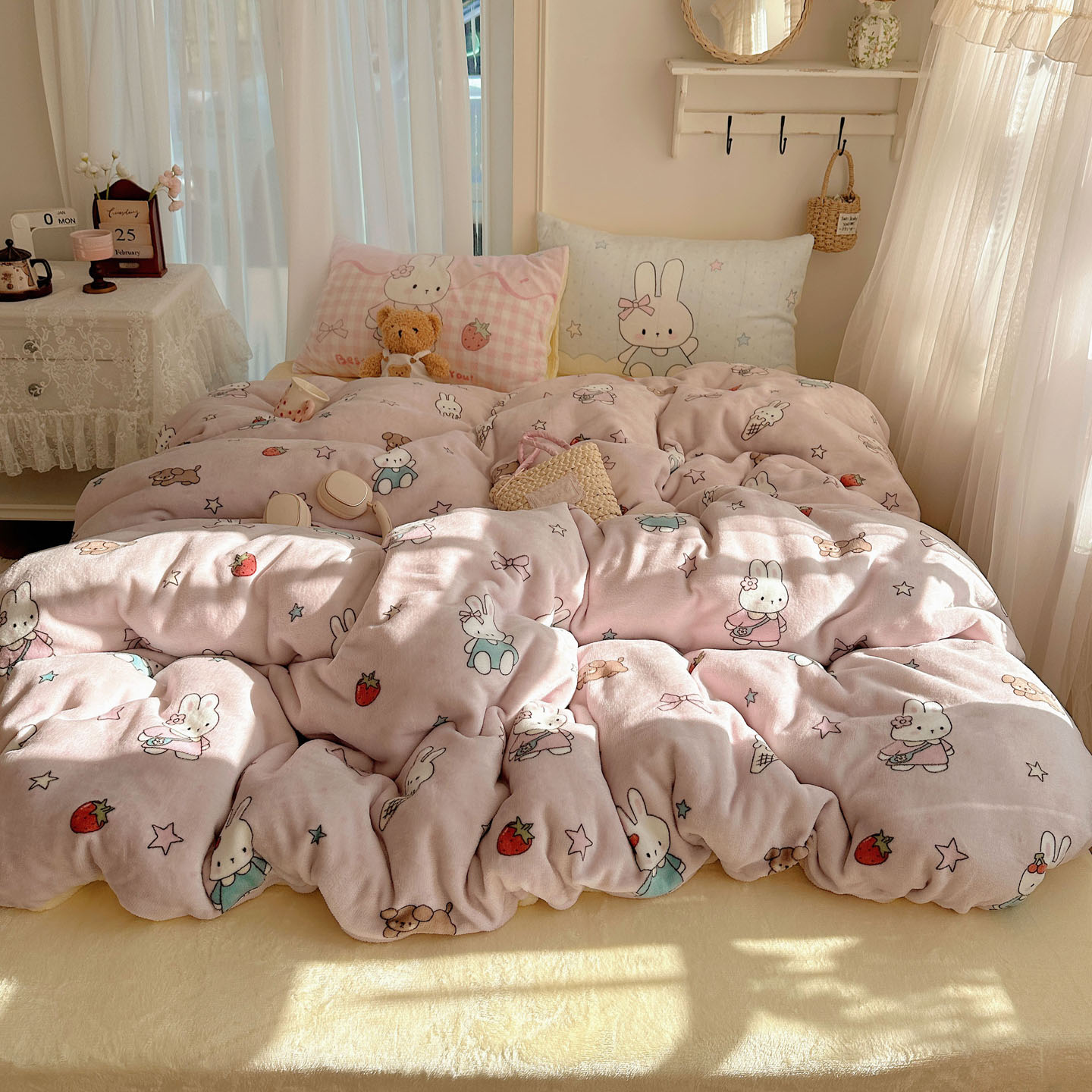 2025秋冬新款牛奶绒四件套 甜品小兔