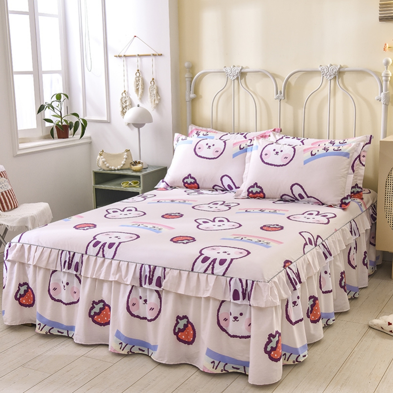 2024新款13070喷气40支全棉系列--韩版单床裙（量大从优） 枕套一对 粉色草莓兔