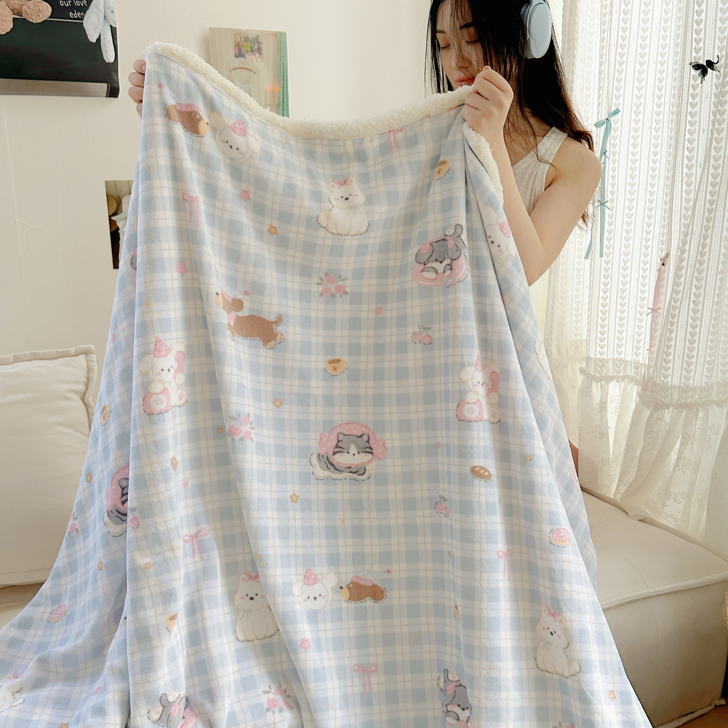 2025新款多功能牛奶绒羊羔绒毛毯 猫狗一家