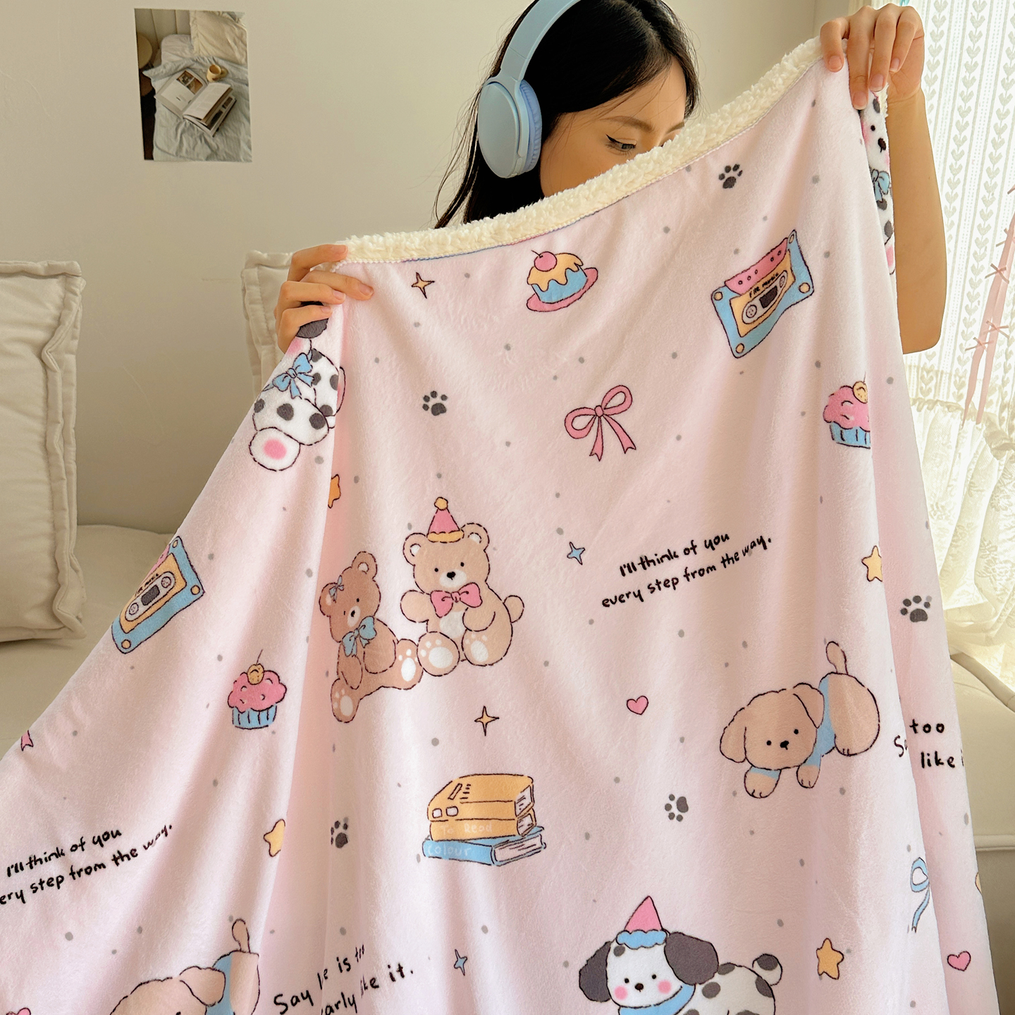 2025新款多功能牛奶绒羊羔绒毛毯 欢乐熊