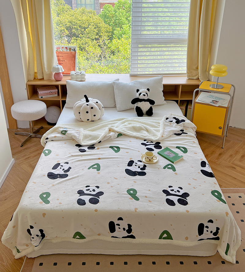 2023新款毛毯ins加厚牛奶绒羊羔绒毛毯午睡毯沙发盖毛毯系列一 100x150cm 小熊猫