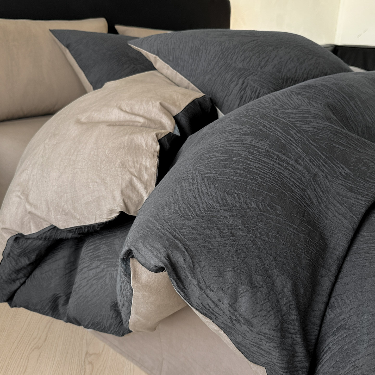 2026新款简约无印风水洗棉大提花三件套四件套-伊琳系列 伊琳-绅士灰+浅棕