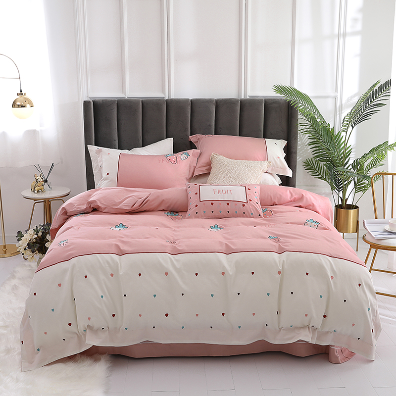 2019新款-长绒棉绣花四件套 床单款四件套1.5m（5英尺）床 小草莓-粉玉
