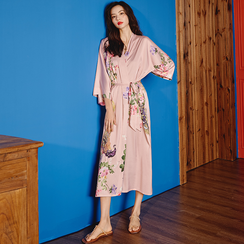 新款中式睡袍+吊带套装-风格三（2669 2878） 大睡袍均码（90-160斤） 单睡袍孔雀花粉红
