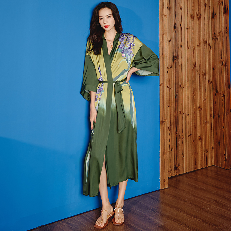 新款中式睡袍+吊带套装-风格五（2669 2878） 大睡袍均码（90-160斤） 单睡袍风信子绿