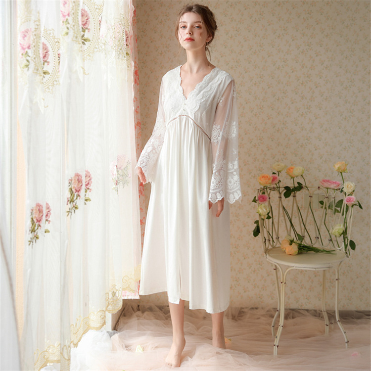 新款睡衣法式高级感蕾丝春秋长款棉网纱刺绣长袖V领性感睡裙 M 白色