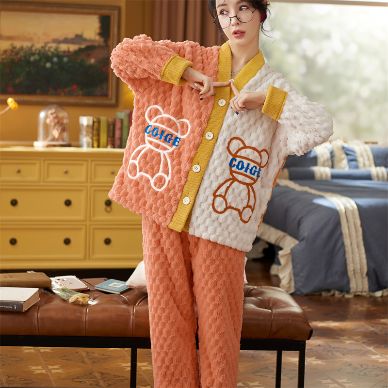 秋冬新款睡衣珊瑚绒玉兔绒女款可外穿家居服套装系列 M F0918