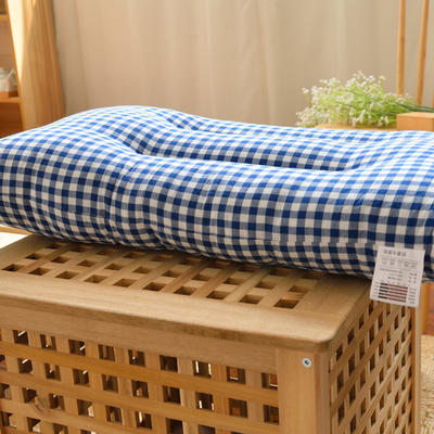 全棉色织水洗棉枕头枕芯-小格系列（ 48*74cm ） 蓝白