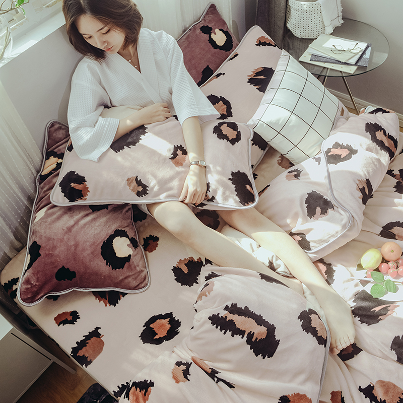 2019牛奶绒豹纹系列四件套床裙款 1.8m（6英尺）床 床裙款 米豹纹
