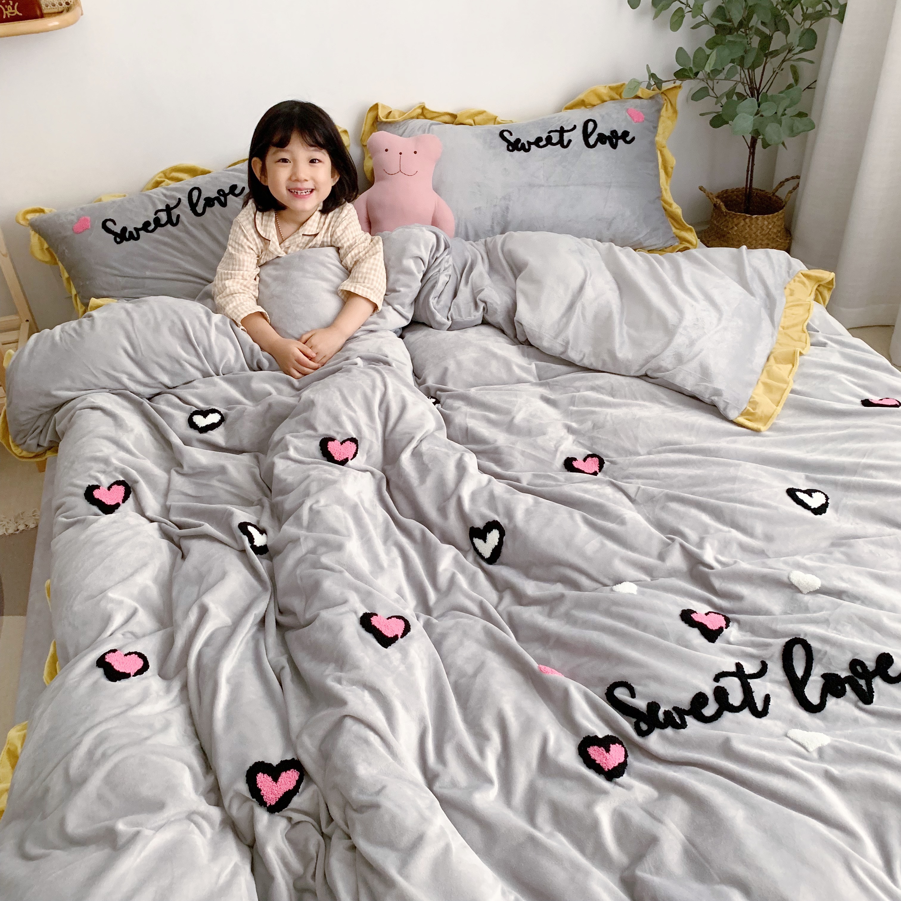 2019新款ins宝宝绒套件（实拍图） 1.5m（5英尺）床 爱心豹纹灰