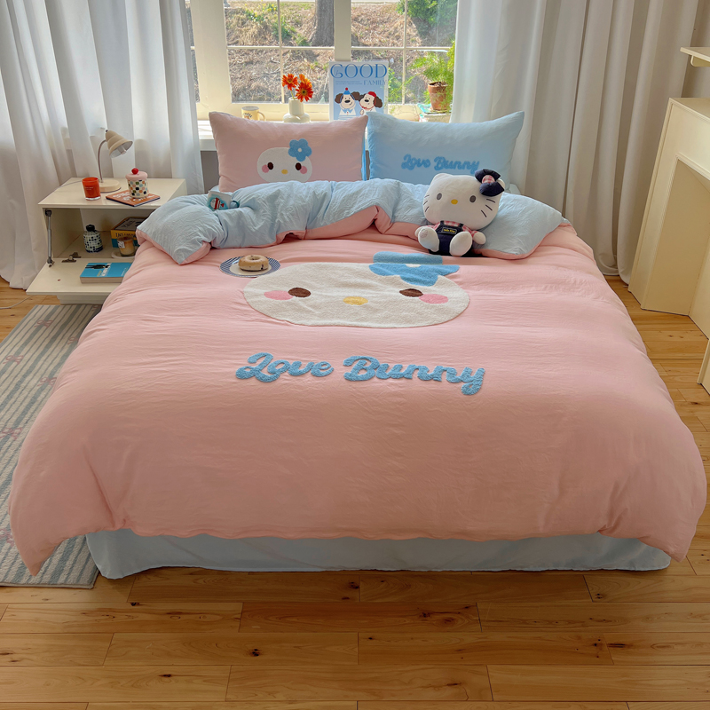 2025新款甜系表情包云朵棉毛巾绣四件套