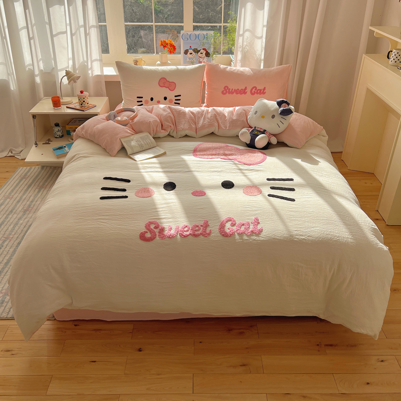 2025新款甜系表情包云朵棉毛巾绣四件套