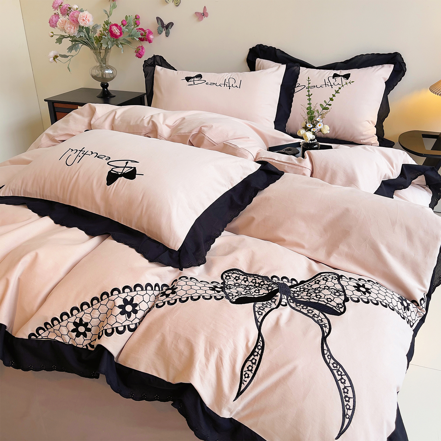 2025新款全棉韩版磨毛刺绣镂空花边纯棉四件套邂逅系列