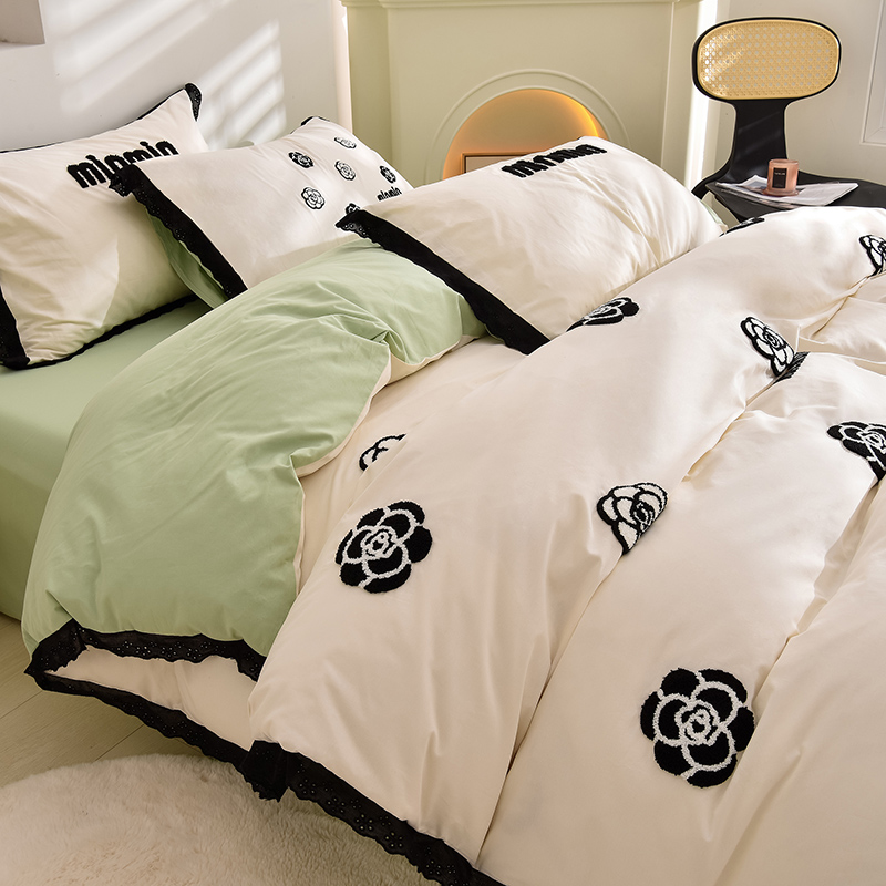 2025新款法式A类全棉40支水洗棉毛巾绣镂空花边四件套