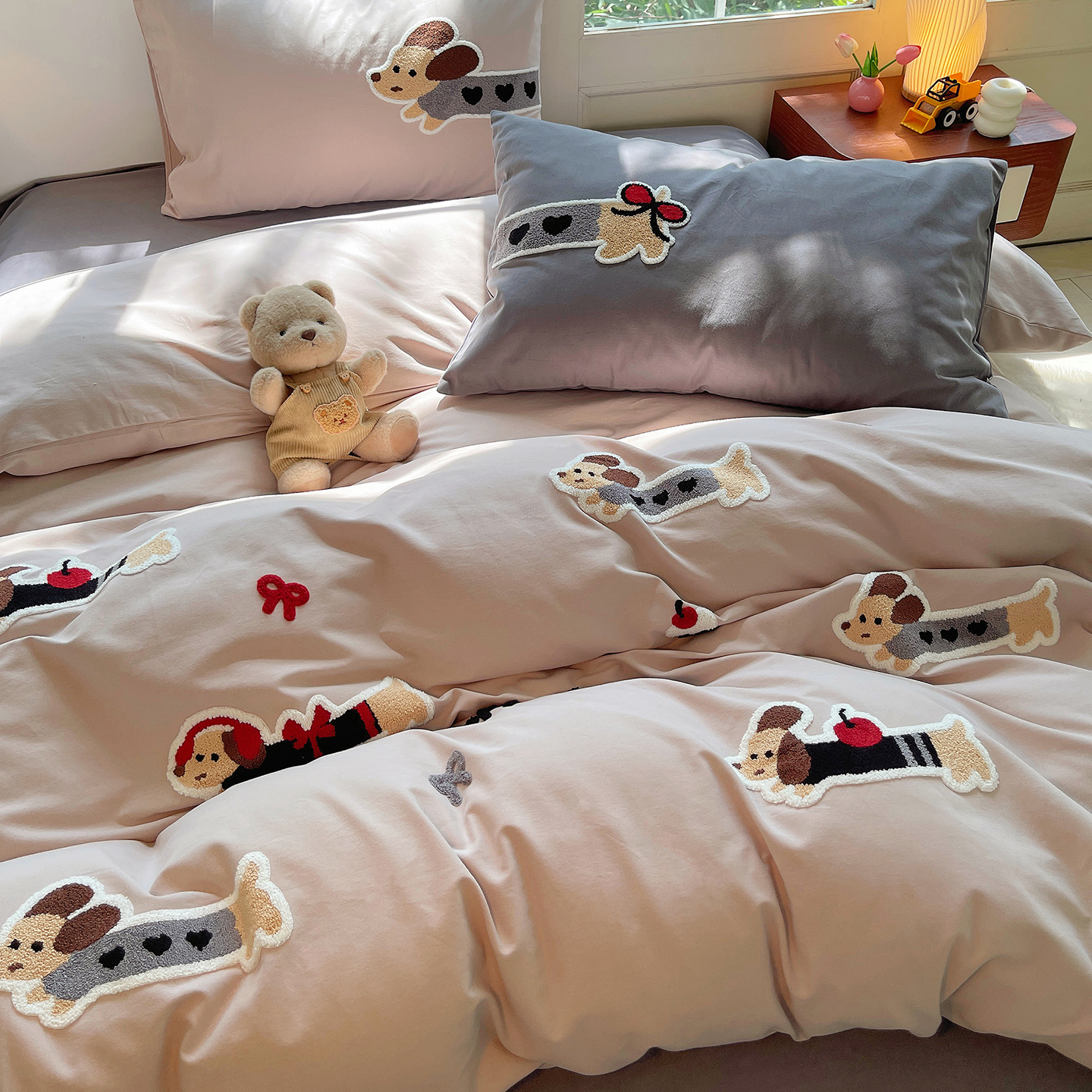 2025新款全棉磨毛卡通满版绣加厚纯棉四件套米兜系列