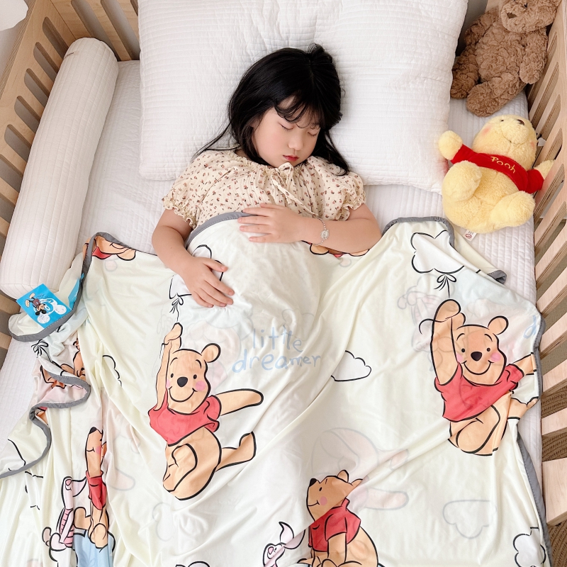 2023新款迪士尼竹纤维凉感毯 120*150cm 维尼熊和小猪
