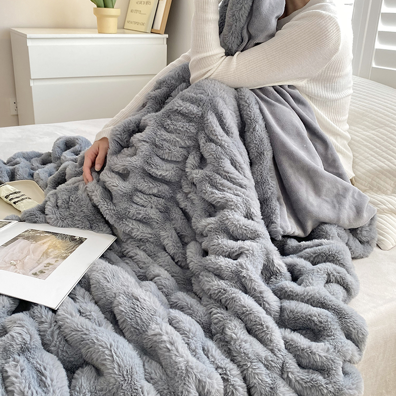 2022新品仿兔毛轻奢毛毯办公室午睡毯盖毯被子高端毛毯毯子--风格一 150cmX200cm 仿兔毛-蓝灰