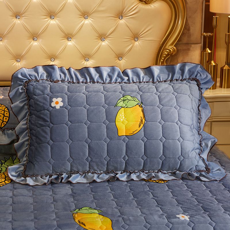 2019新款水晶绒印花蕾丝绣花套件—单品枕套（48cmX74cm/对） 48cmX74cm 水果季节灰