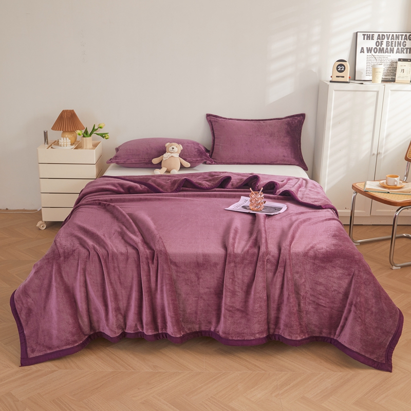 2024新款加厚牛奶绒多功能纯色毛毯（系列四） 枕套一对 深紫