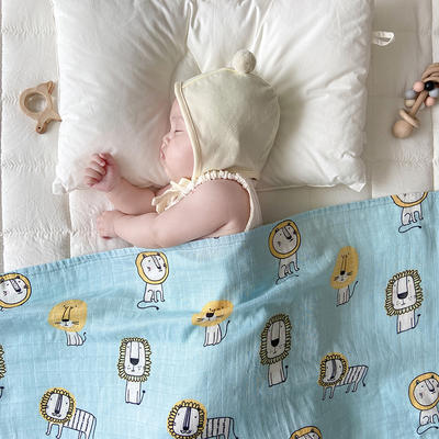 2023新款婴幼儿竹棉薄盖毯 120×120cm 小狮子