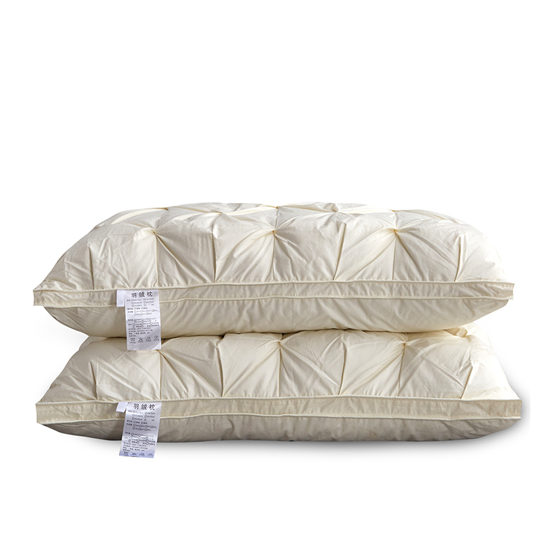 新品羽绒枕 全棉防羽布扭花羽绒被同款枕芯 可一件代发 白色 米黄